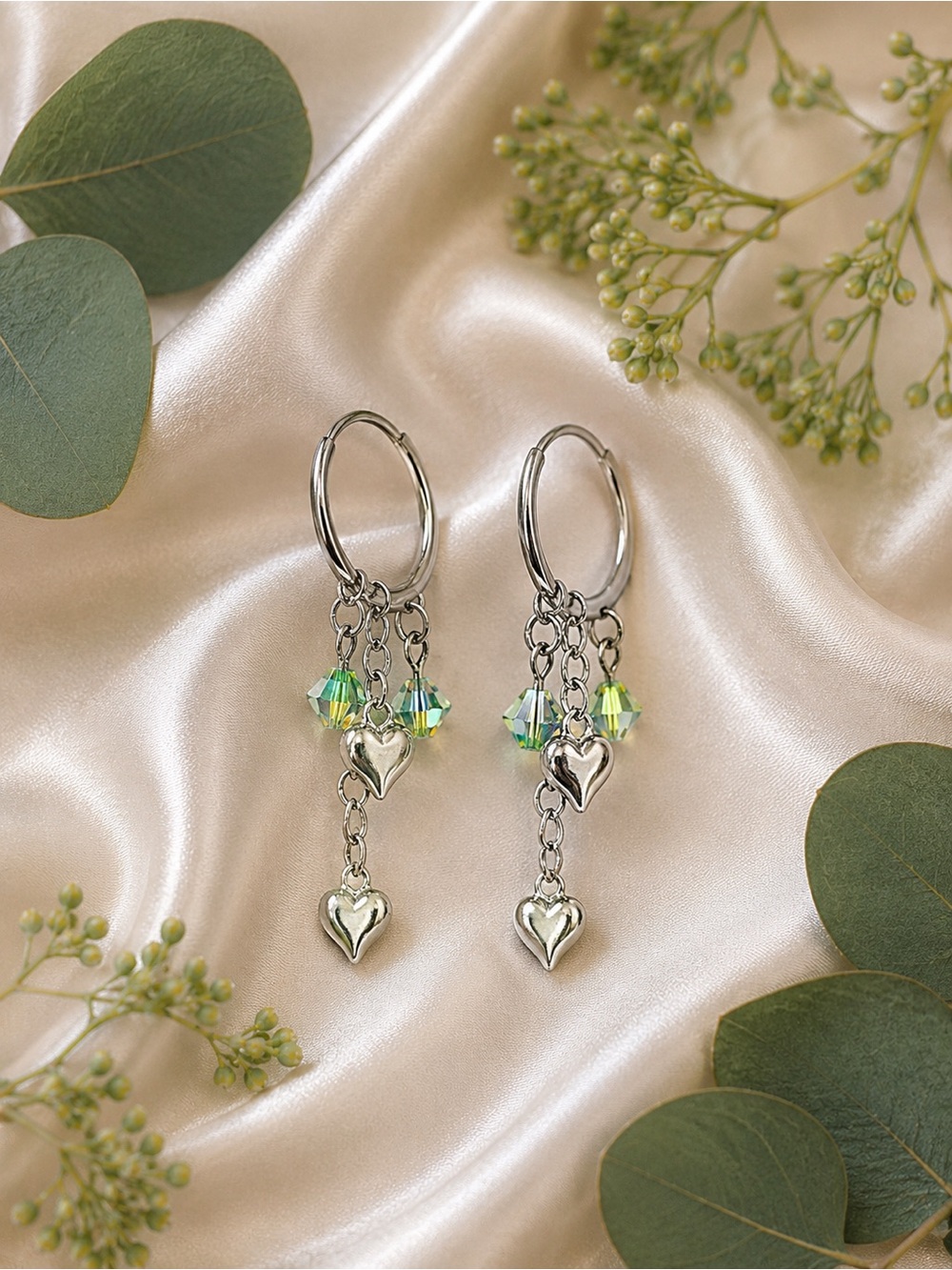 🆕❤️Silver Heart Dangle Hoop Earrings with Peridot Swarovski Crystal Accents